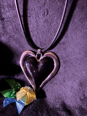 Heart Pendant Necklace - Black Silver Heart Necklace